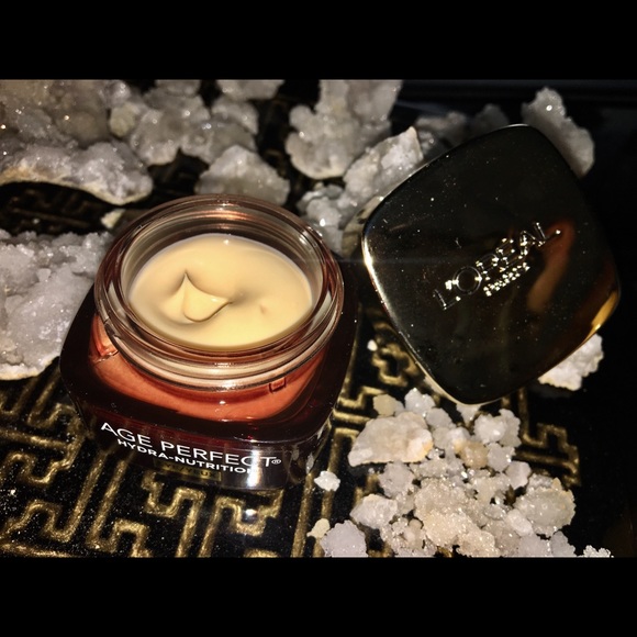 Loreal Paris Age Perfect hydra-nutrition for eye - Picture 1 of 2